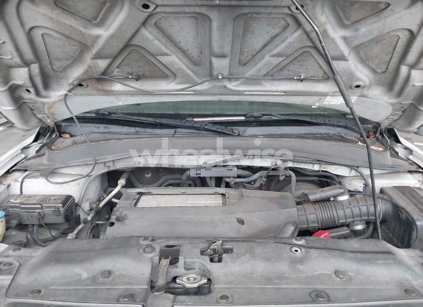 Photo 10 of 2003 Honda Pilot EX (VIN 2HKYF18483H553307)