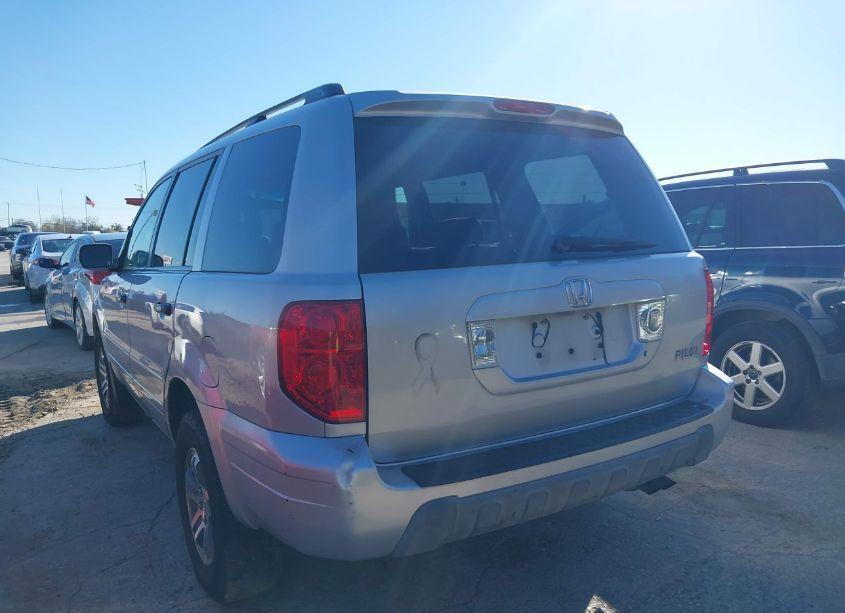 Photo 3 of 2003 Honda Pilot EX (VIN 2HKYF18483H622870)