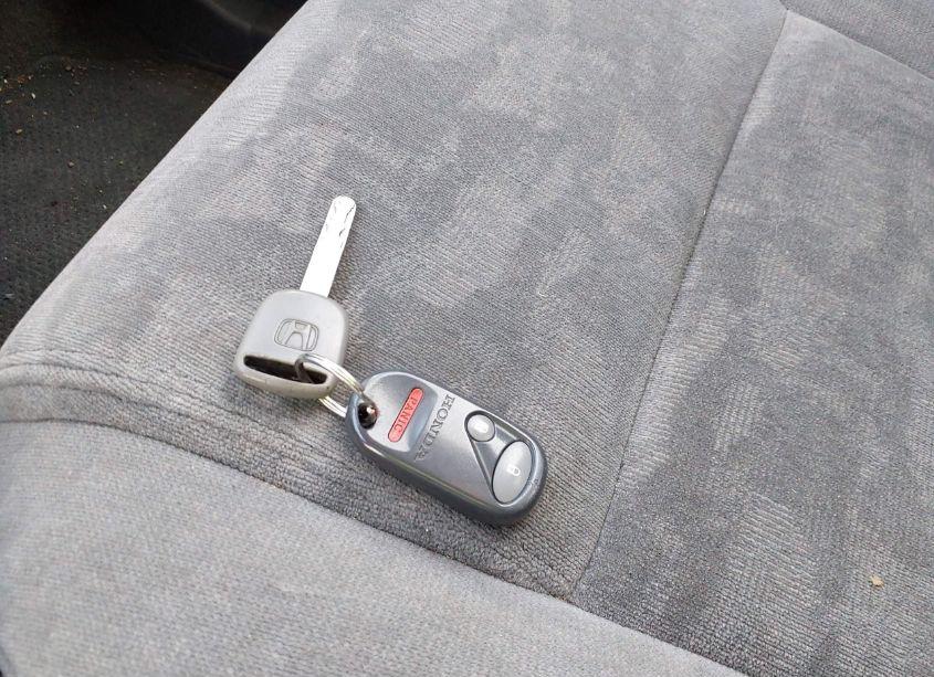 Photo 11 of 2004 Honda Pilot EX (VIN 2HKYF18484H603446)