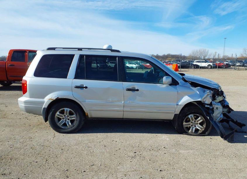 Photo 13 of 2004 Honda Pilot EX (VIN 2HKYF18484H603446)