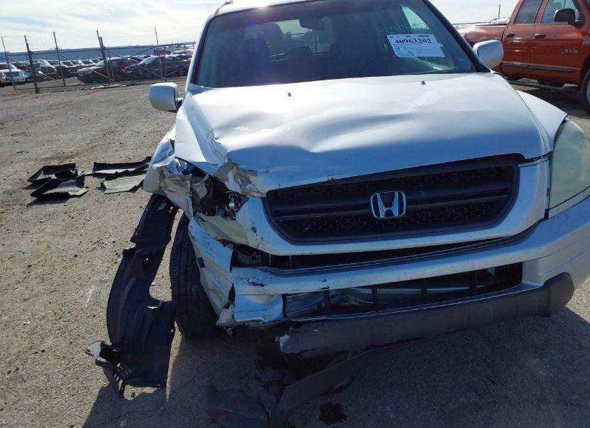 Photo 6 of 2004 Honda Pilot EX (VIN 2HKYF18484H603446)