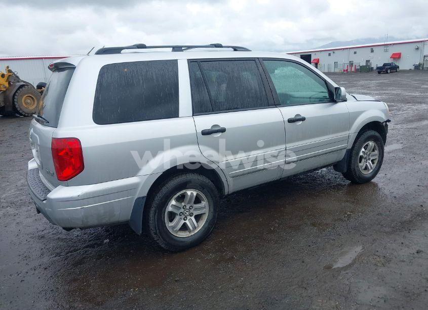 Photo 4 of 2005 Honda Pilot EX (VIN 2HKYF18485H571163)