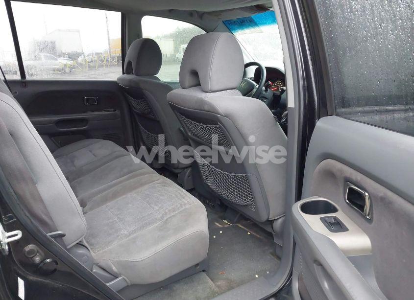 Photo 8 of 2006 Honda Pilot EX (VIN 2HKYF18486H527682)