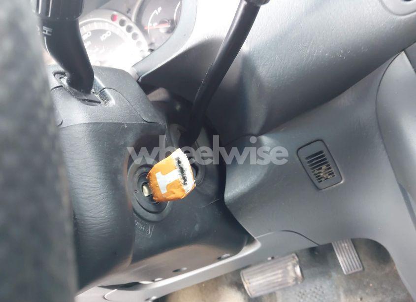 Photo 11 of 2003 Honda Pilot EX (VIN 2HKYF18493H577776)