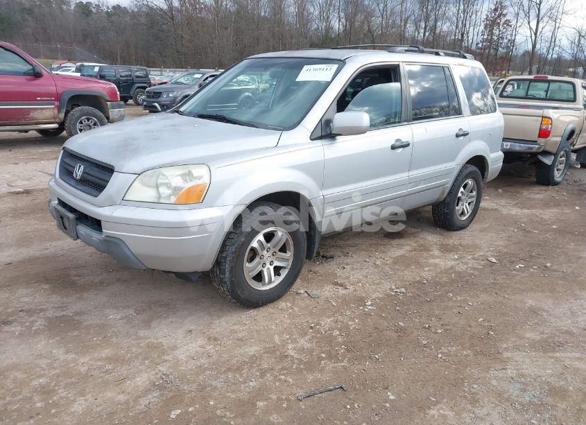Photo 2 of 2003 Honda Pilot EX (VIN 2HKYF18493H577776)