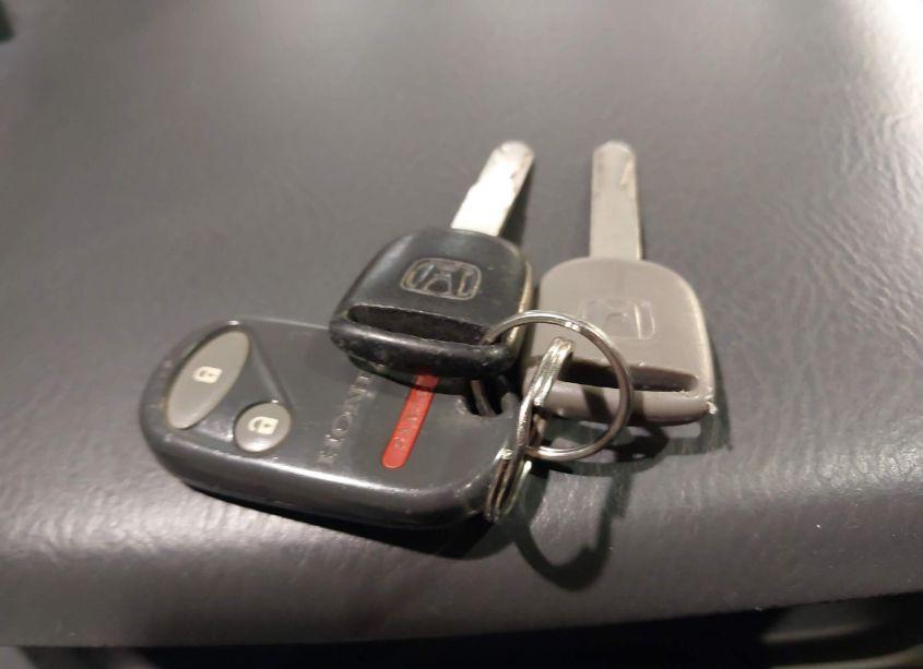 Photo 11 of 2004 Honda Pilot EX (VIN 2HKYF18494H543595)