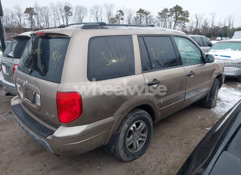 Photo 4 of 2004 Honda Pilot EX (VIN 2HKYF18494H543922)