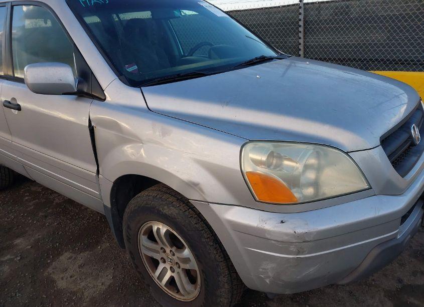 Photo 6 of 2005 Honda Pilot EX (VIN 2HKYF18495H509027)