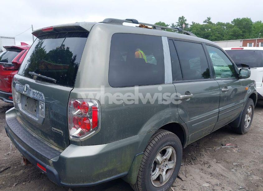 Photo 4 of 2007 Honda Pilot EX (VIN 2HKYF18497H516286)