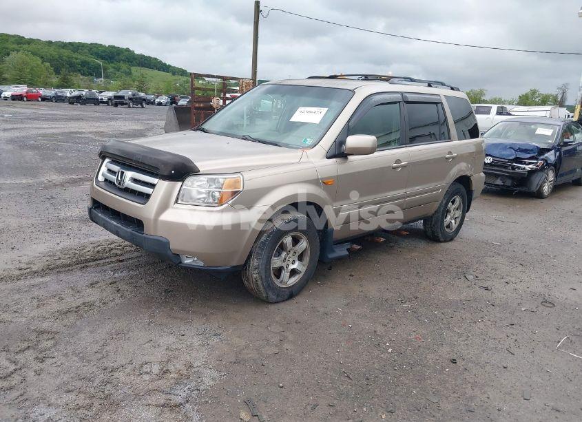 Photo 2 of 2007 Honda Pilot EX (VIN 2HKYF18497H528194)