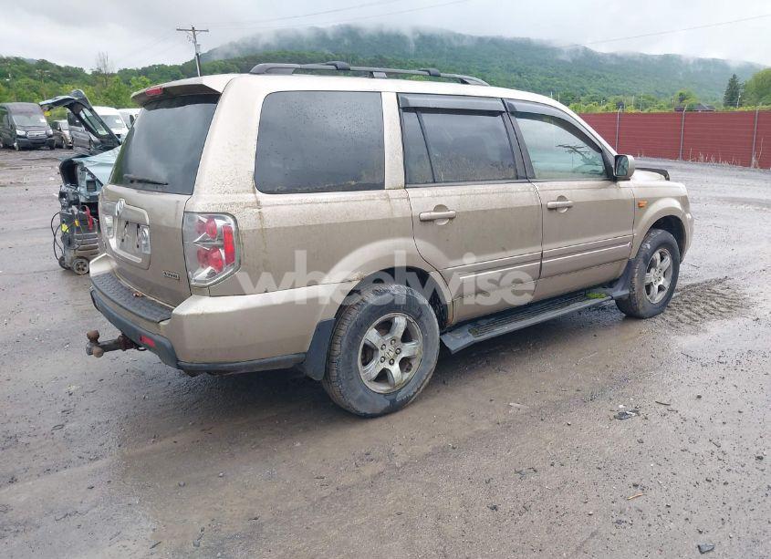 Photo 4 of 2007 Honda Pilot EX (VIN 2HKYF18497H528194)