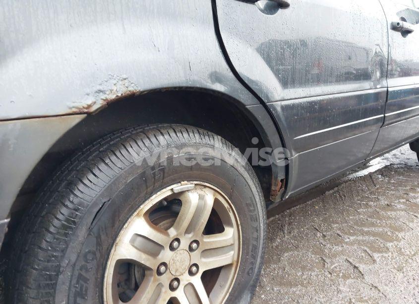 Photo 14 of 2003 Honda Pilot EX (VIN 2HKYF184X3H561179)