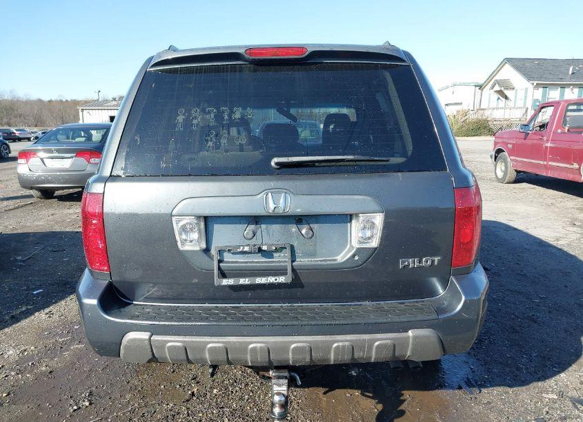 Photo 16 of 2004 Honda Pilot EX (VIN 2HKYF184X4H610558)