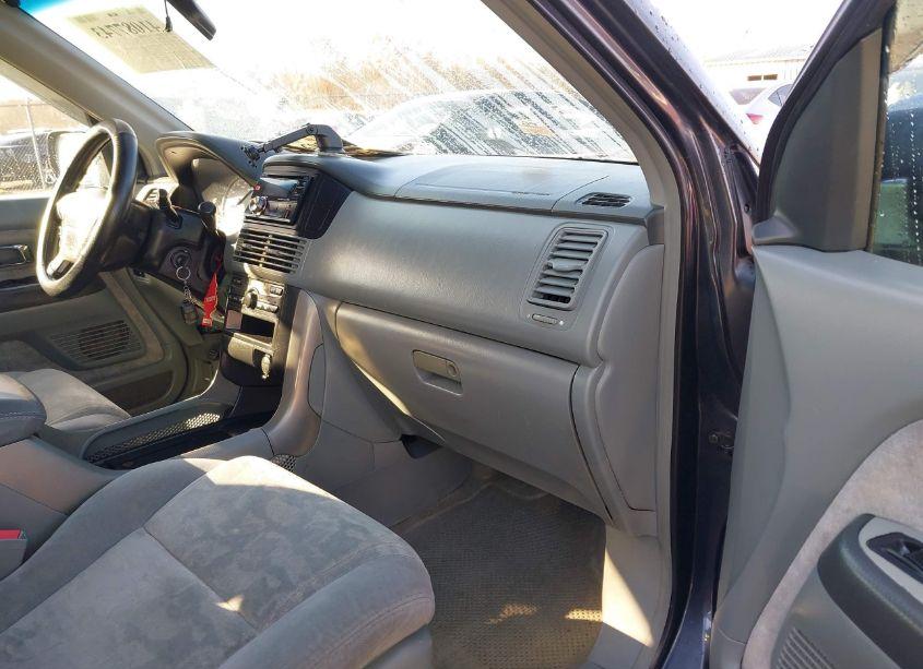 Photo 5 of 2004 Honda Pilot EX (VIN 2HKYF184X4H610558)