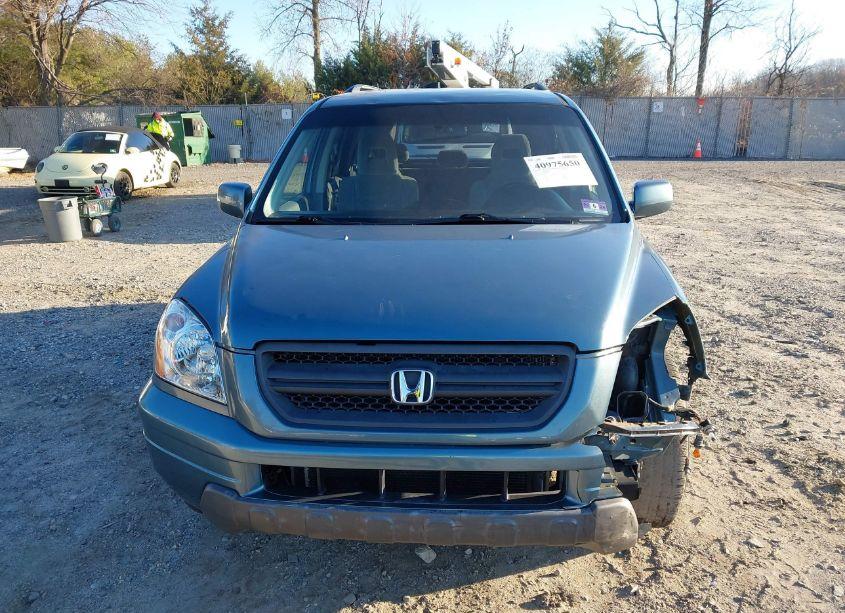 Photo 12 of 2005 Honda Pilot EX (VIN 2HKYF184X5H517055)