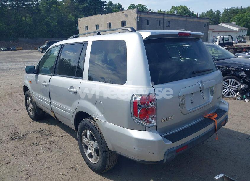 Photo 3 of 2007 Honda Pilot EX (VIN 2HKYF184X7H516247)