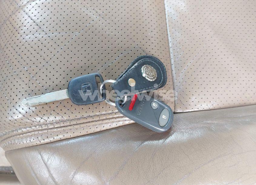 Photo 11 of 2004 Honda Pilot EX-L (VIN 2HKYF18504H507190)