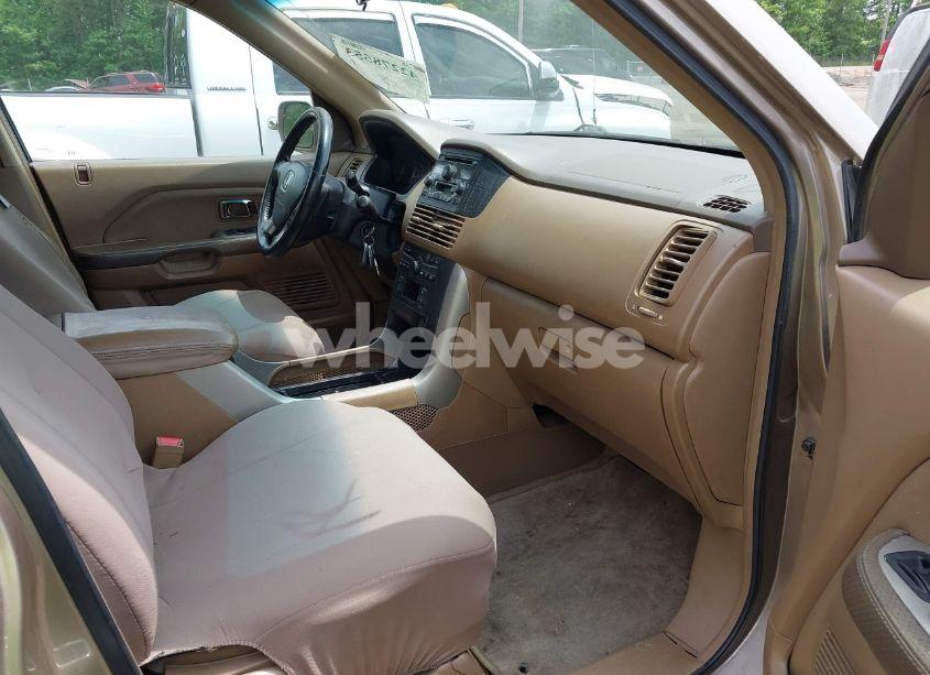 Photo 5 of 2004 Honda Pilot EX-L (VIN 2HKYF18504H550637)