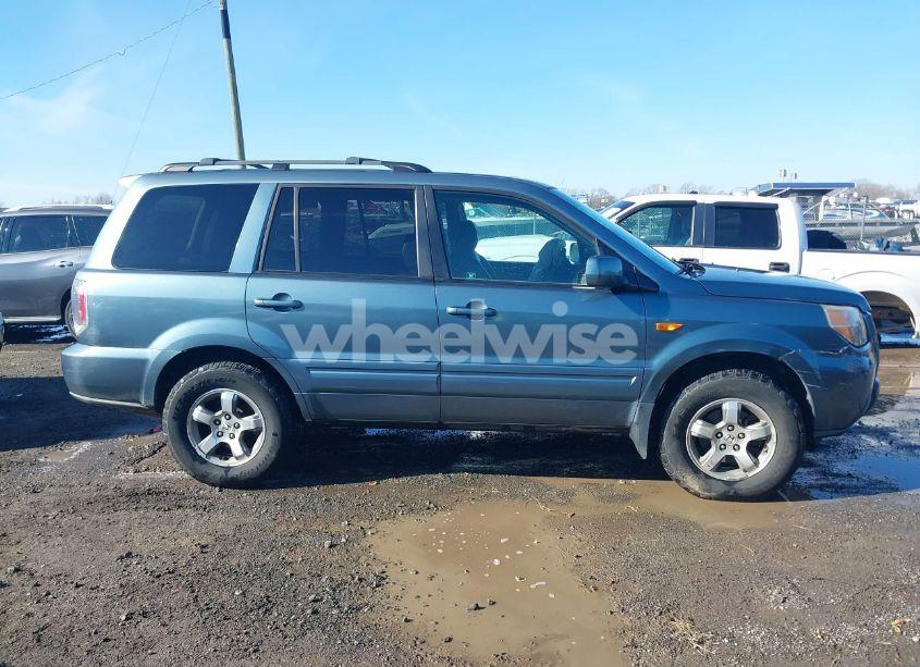 Photo 13 of 2006 Honda Pilot EX-L (VIN 2HKYF18506H524123)