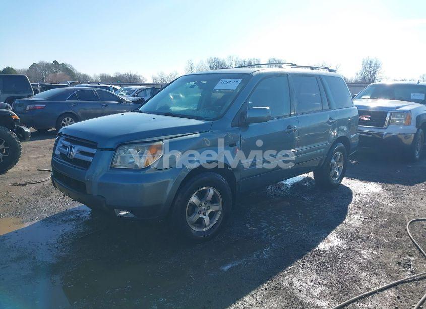 Photo 2 of 2006 Honda Pilot EX-L (VIN 2HKYF18506H524123)