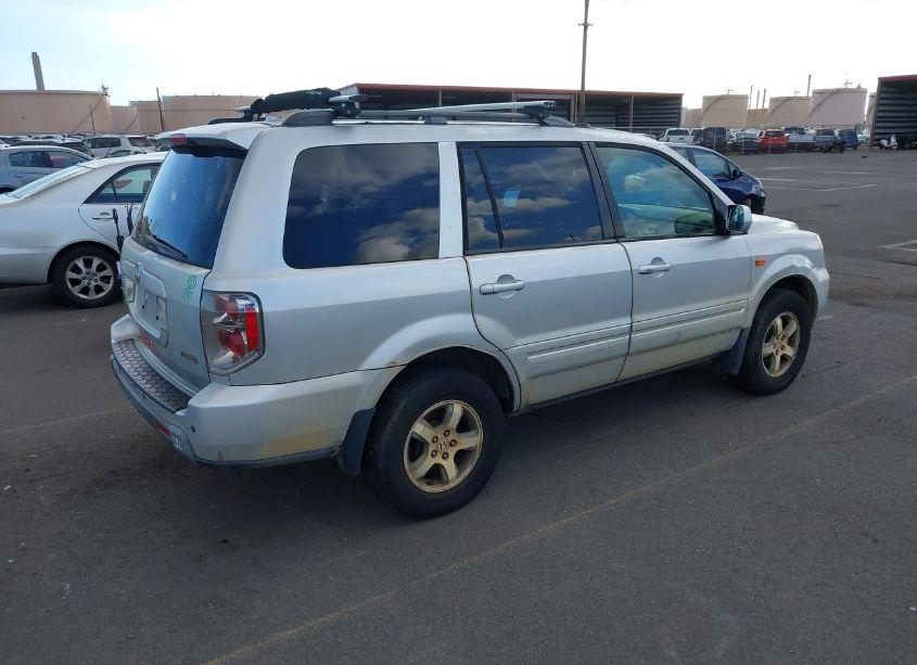 Photo 4 of 2007 Honda Pilot EX-L (VIN 2HKYF18507H508795)