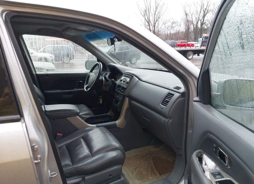 Photo 5 of 2007 Honda Pilot EX-L (VIN 2HKYF18507H522101)