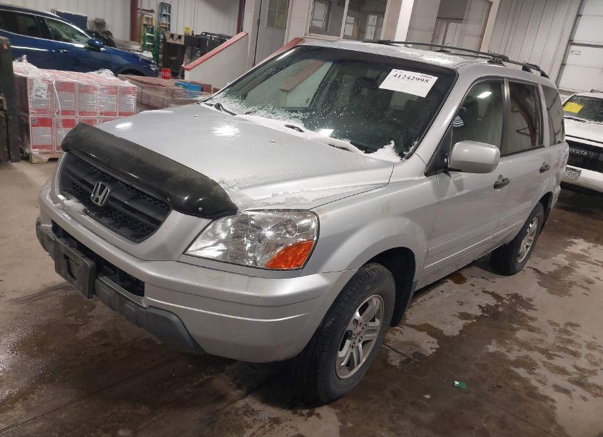 Photo 2 of 2003 Honda Pilot EX-L (VIN 2HKYF18513H005335)