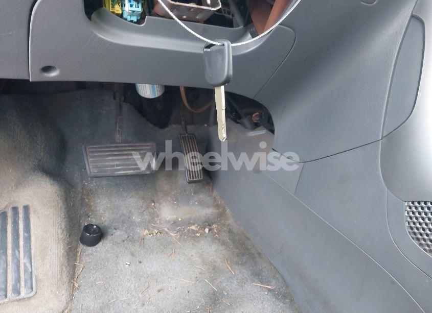 Photo 11 of 2003 Honda Pilot EX-L (VIN 2HKYF18513H505110)