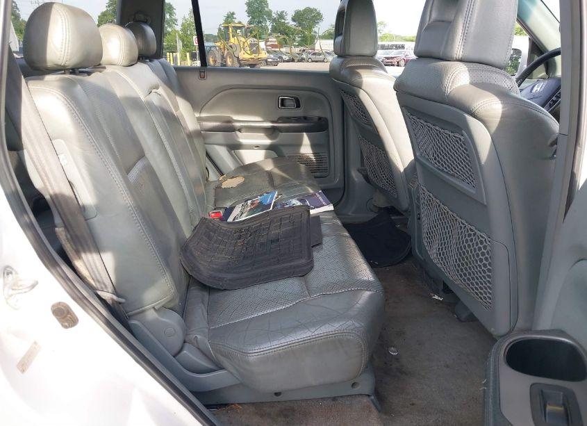 Photo 8 of 2003 Honda Pilot EX-L (VIN 2HKYF18513H506919)