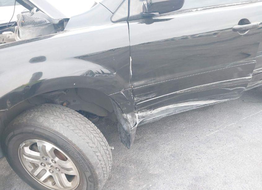 Photo 6 of 2003 Honda Pilot EX-L (VIN 2HKYF18513H550435)