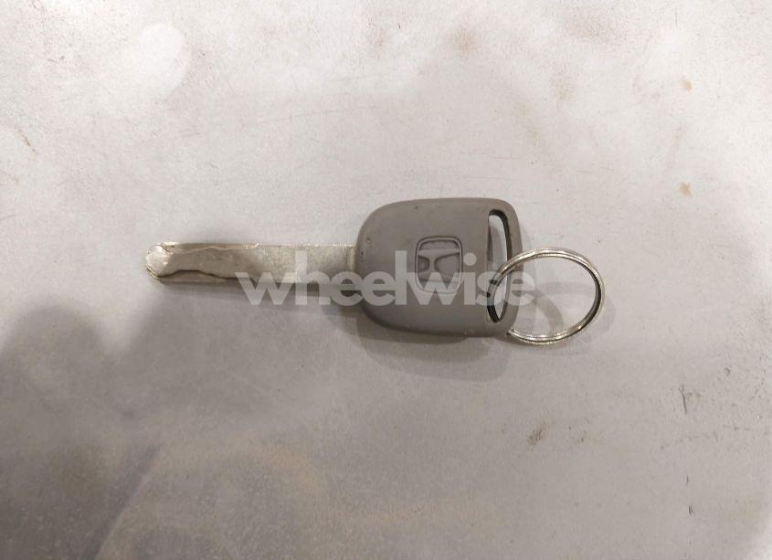 Photo 11 of 2004 Honda Pilot EX-L (VIN 2HKYF18514H509983)