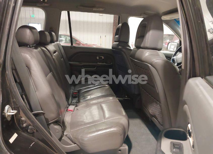 Photo 8 of 2004 Honda Pilot EX-L (VIN 2HKYF18514H509983)