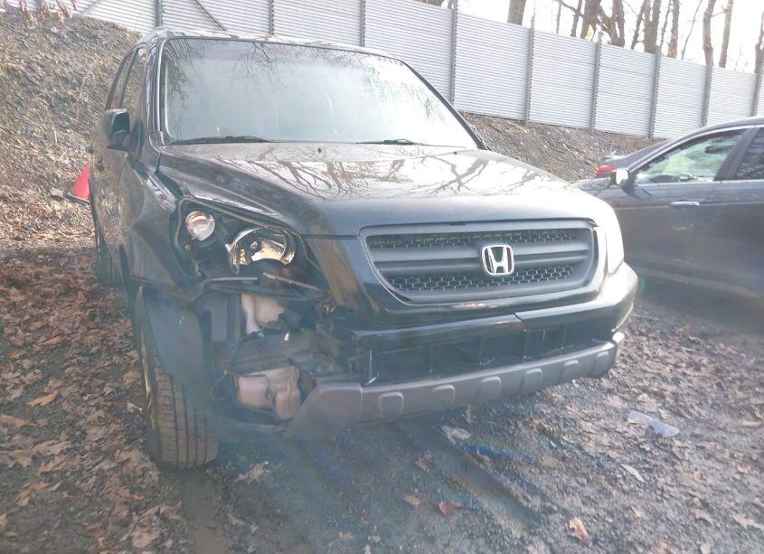 Photo 12 of 2004 Honda Pilot EX-L (VIN 2HKYF18514H570833)