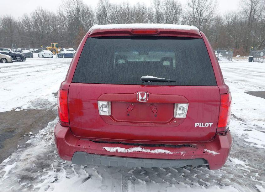 Photo 16 of 2005 Honda Pilot EX-L (VIN 2HKYF18515H556335)