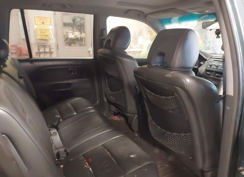 Photo 14 of 2006 Honda Pilot EX-L (VIN 2HKYF18516H543098)