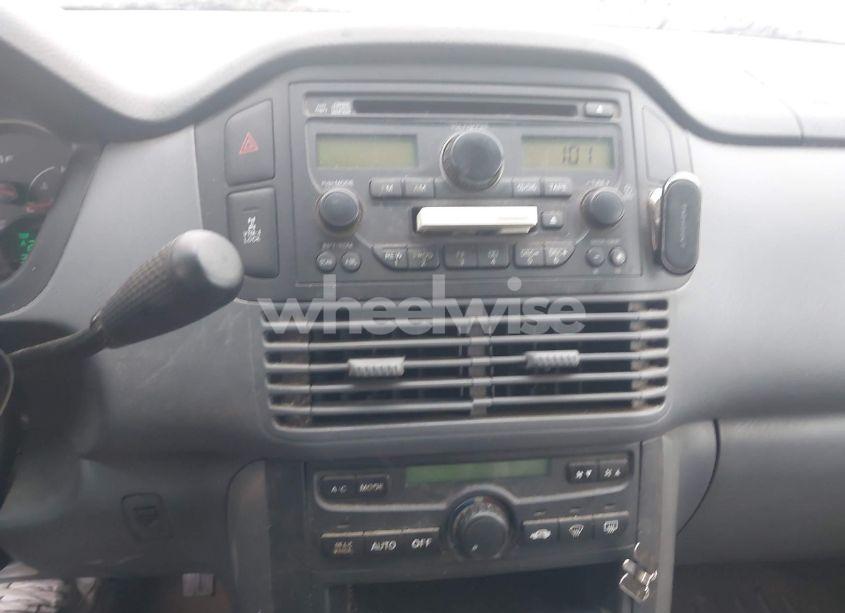 Photo 14 of 2003 Honda Pilot EX-L (VIN 2HKYF18523H543302)