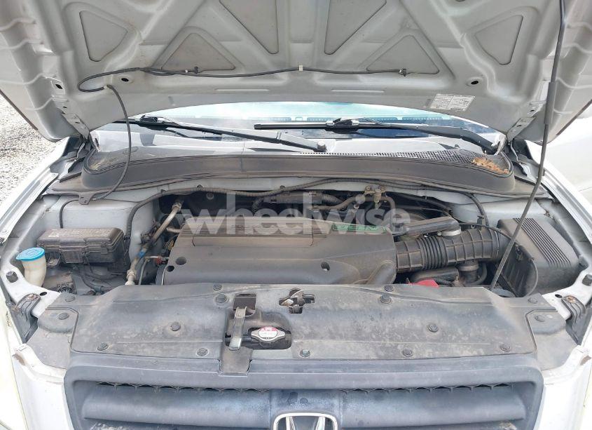 Photo 10 of 2003 Honda Pilot EX-L (VIN 2HKYF18523H568846)