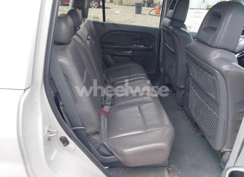 Photo 8 of 2003 Honda Pilot EX-L (VIN 2HKYF18523H568846)