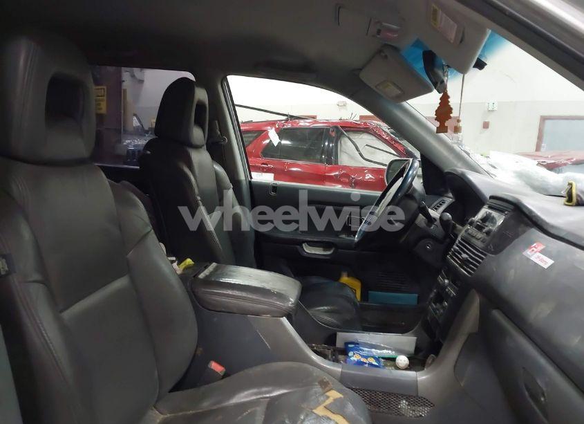 Photo 5 of 2004 Honda Pilot EX-L (VIN 2HKYF18524H512424)