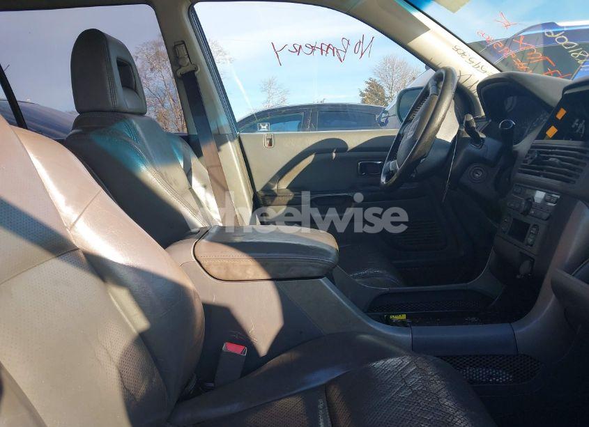 Photo 5 of 2004 Honda Pilot EX-L (VIN 2HKYF18524H595305)