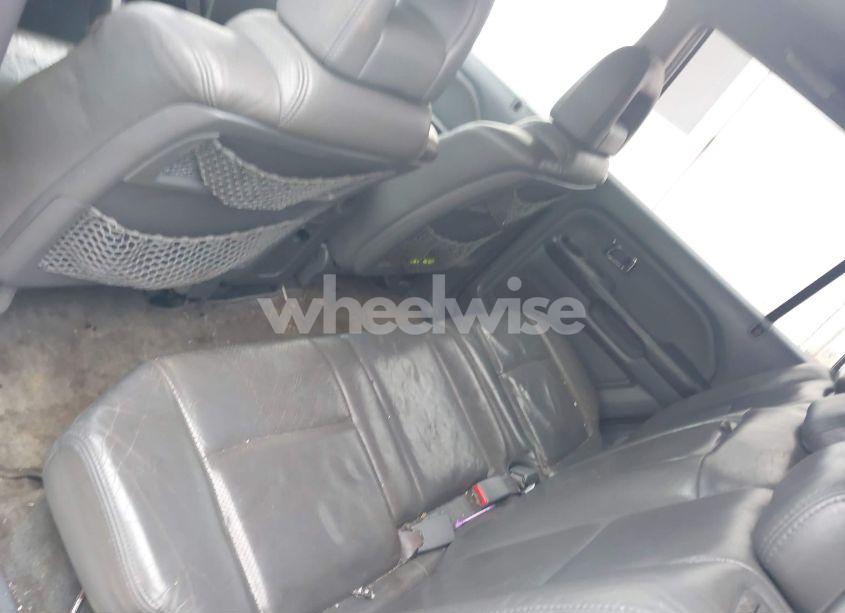 Photo 8 of 2004 Honda Pilot EX-L (VIN 2HKYF18524H595305)