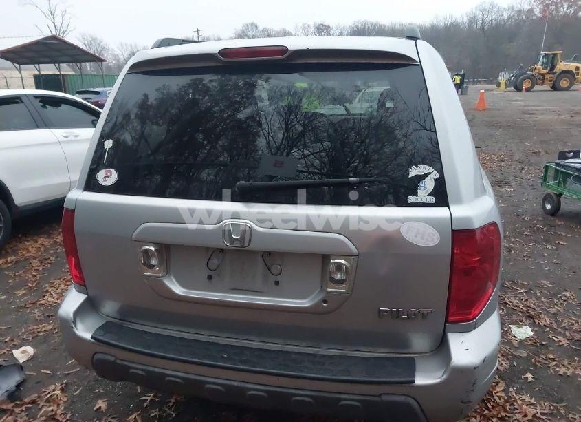 Photo 17 of 2004 Honda Pilot EX-L (VIN 2HKYF18524H613334)