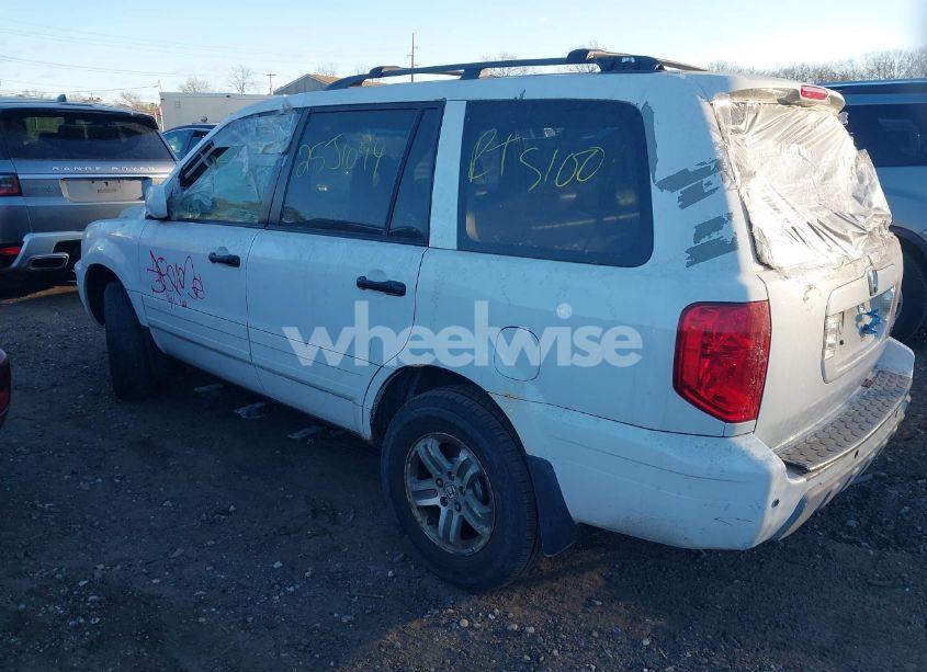 Photo 3 of 2005 Honda Pilot EX-L (VIN 2HKYF18525H506818)