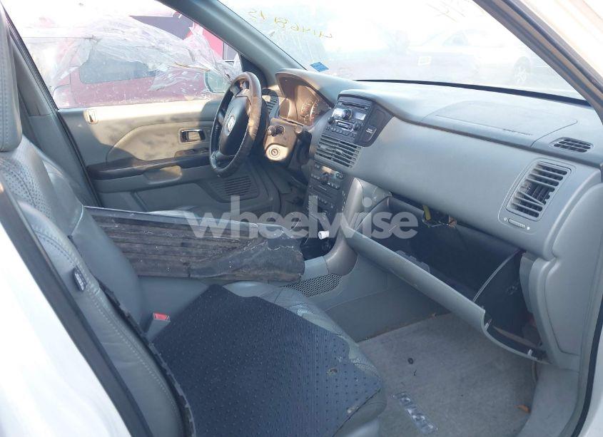 Photo 5 of 2005 Honda Pilot EX-L (VIN 2HKYF18525H506818)