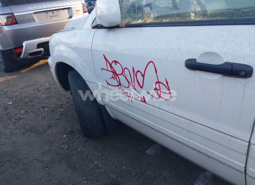 Photo 6 of 2005 Honda Pilot EX-L (VIN 2HKYF18525H506818)