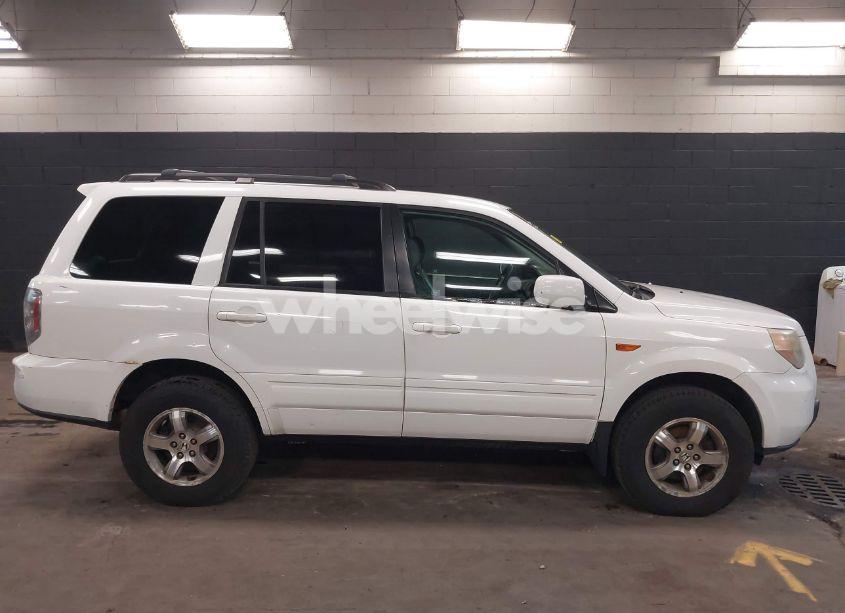 Photo 13 of 2006 Honda Pilot EX-L (VIN 2HKYF18526H523751)