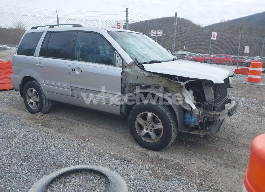 2006 Honda Pilot EX-L (VIN 2HKYF18526H563067) main photo