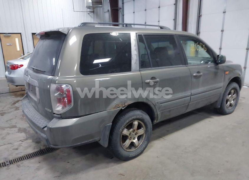 Photo 4 of 2007 Honda Pilot EX-L (VIN 2HKYF18527H514341)