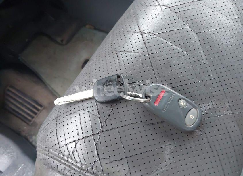 Photo 11 of 2003 Honda Pilot EX-L (VIN 2HKYF18533H508350)