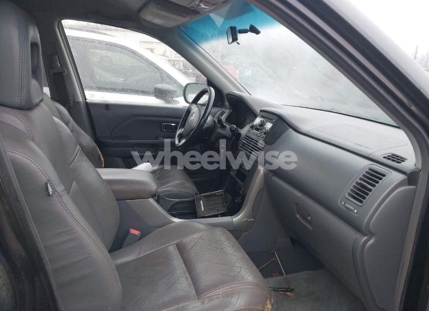 Photo 5 of 2003 Honda Pilot EX-L (VIN 2HKYF18533H508350)